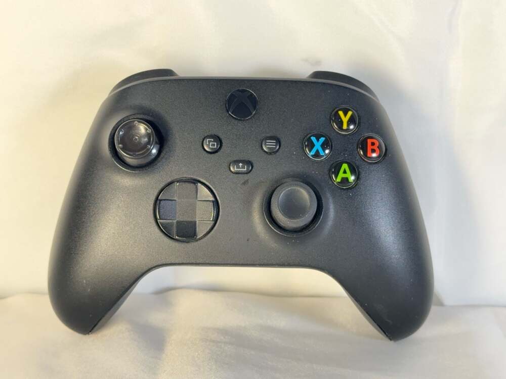 Microsoft Xbox Series X|S Wireless Controller Model 1914 Carbon Black